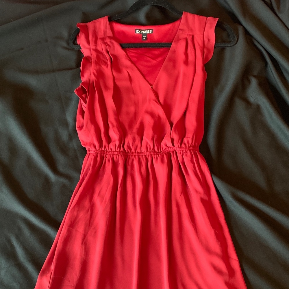 Cute Express red short dress v neck